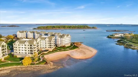 2 Harbor Lane New Rochelle NY 10805