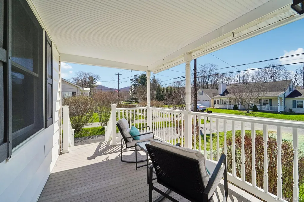 15 Rose Place Central Valley NY 10917