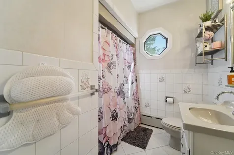 15 Rose Place Central Valley NY 10917