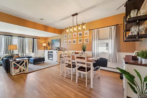 15 Rose Place Central Valley NY 10917