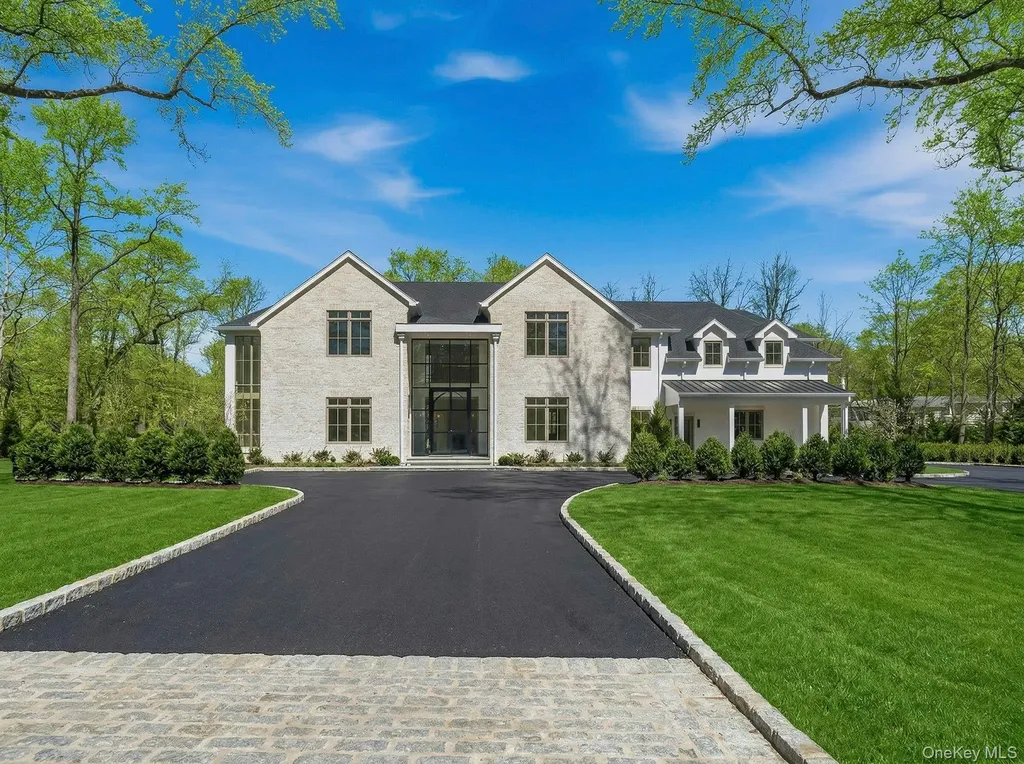 25 W Creek Farms Road Sands Point NY 11050