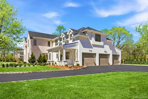 25 W Creek Farms Road Sands Point NY 11050