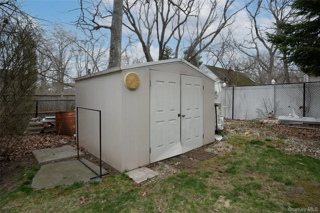 131 Clinton Avenue Mastic NY 11950