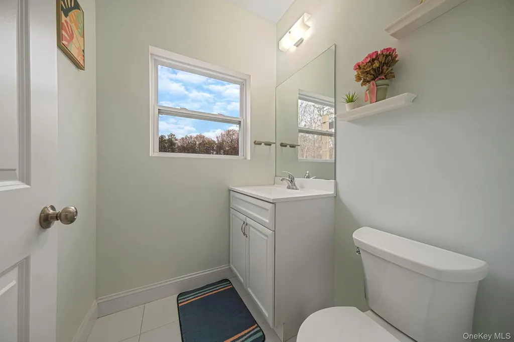 1703 Fire Avenue Medford NY 11763