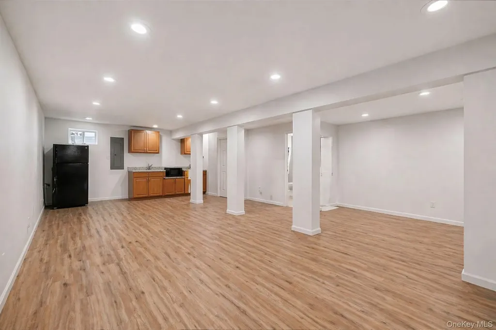 1703 Fire Avenue Medford NY 11763