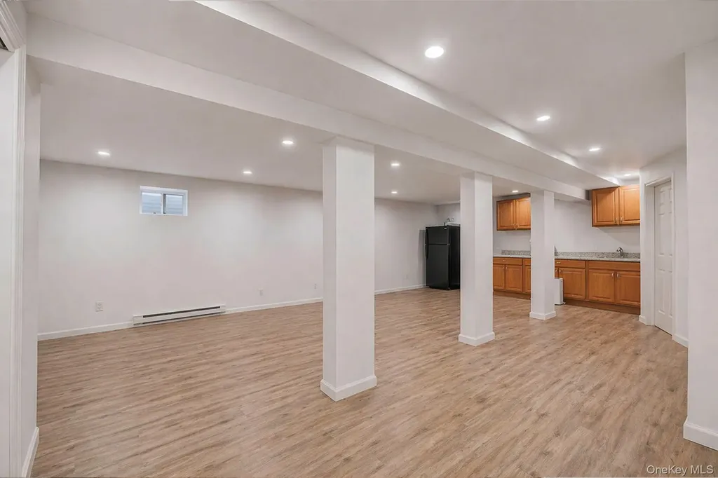 1703 Fire Avenue Medford NY 11763