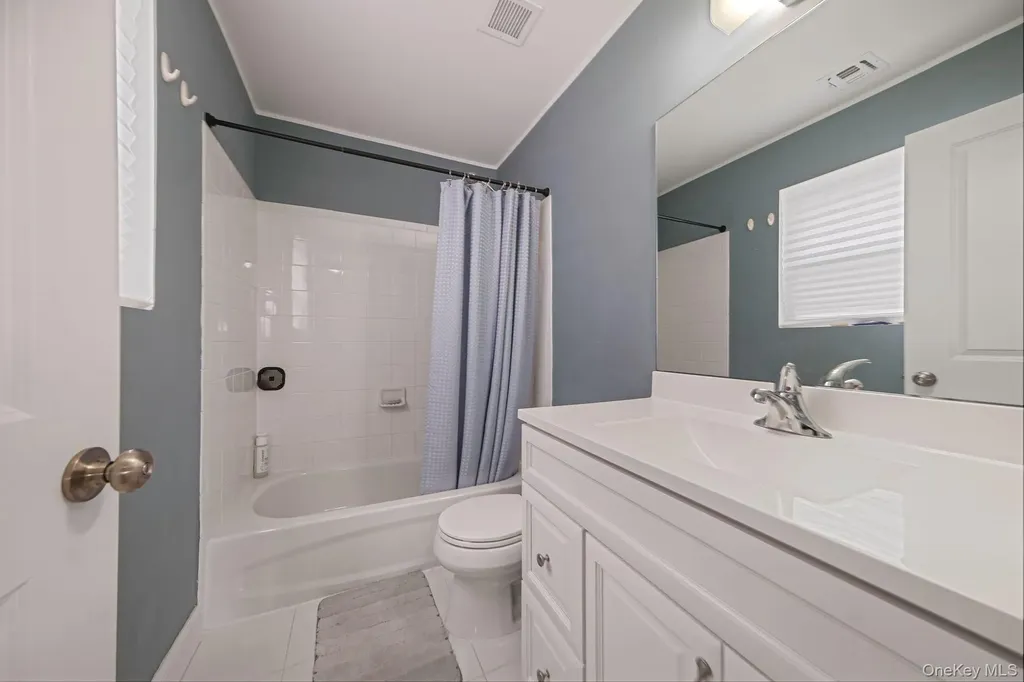 1703 Fire Avenue Medford NY 11763