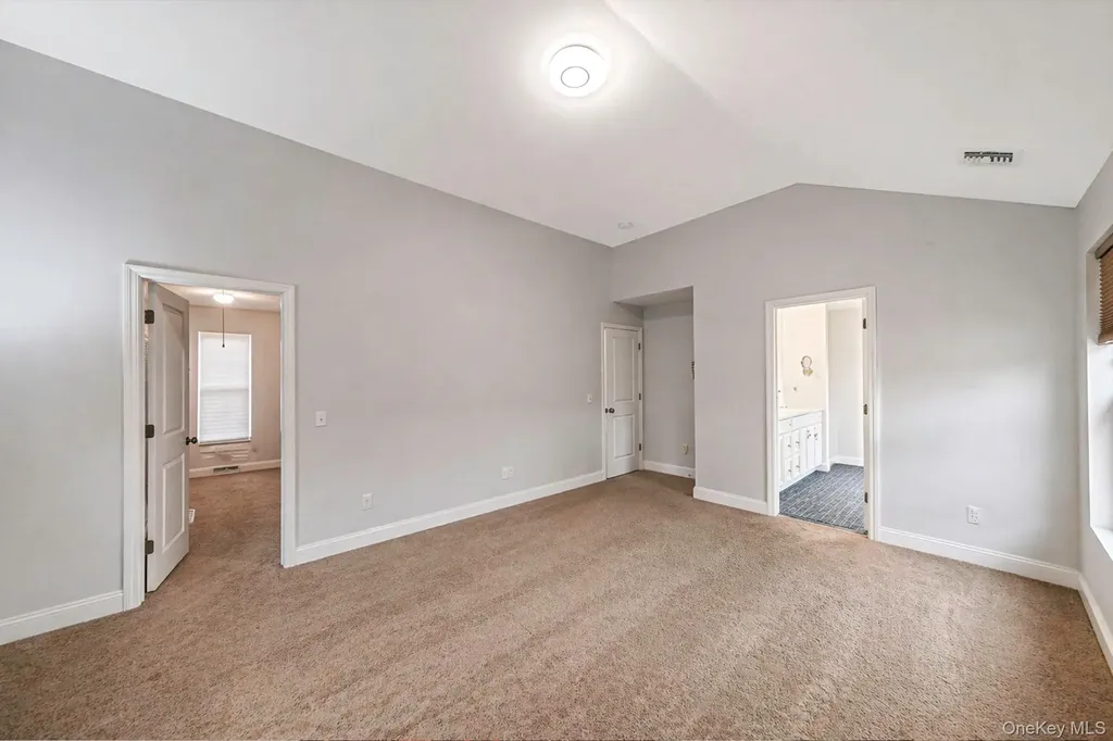 1703 Fire Avenue Medford NY 11763