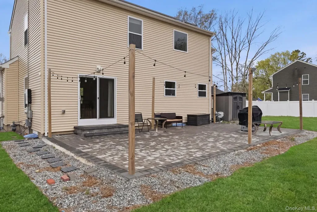1703 Fire Avenue Medford NY 11763