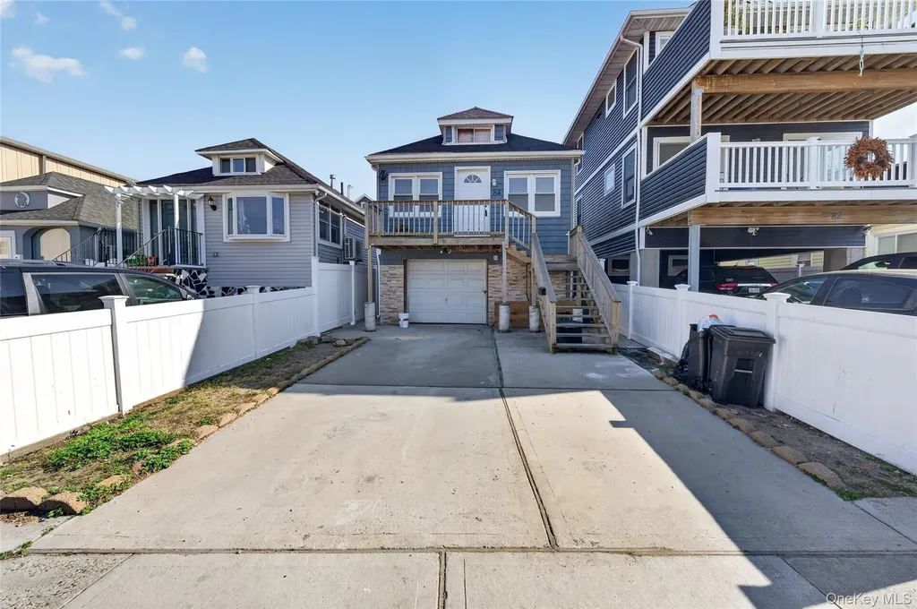 84 E Pine Street Long Beach NY 11561