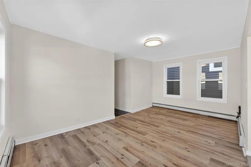 84 E Pine Street Long Beach NY 11561