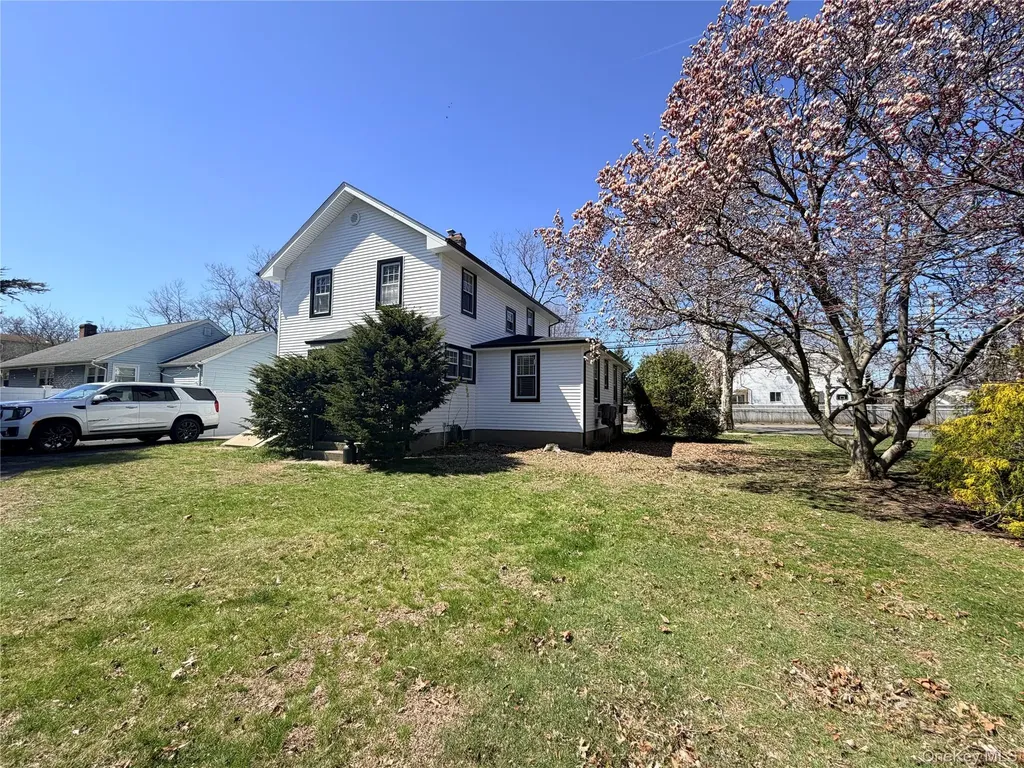 245 Woodbury Road Hicksville NY 11801