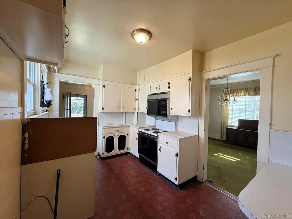 245 Woodbury Road Hicksville NY 11801