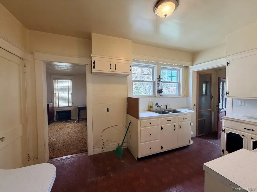 245 Woodbury Road Hicksville NY 11801