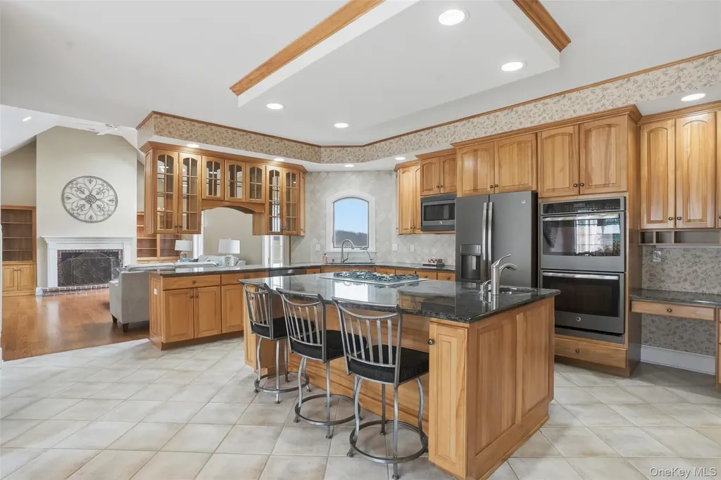 17 Forrest Way Poughkeepsie NY 12603