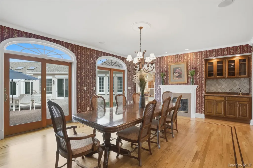 17 Forrest Way Poughkeepsie NY 12603