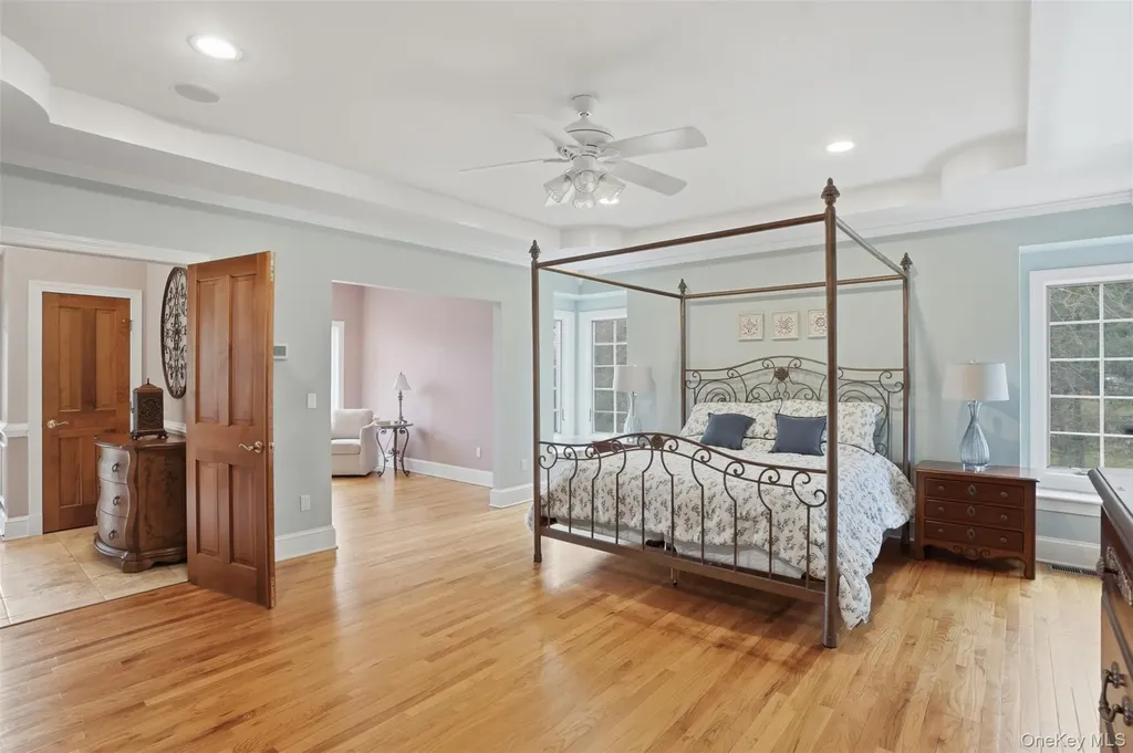 17 Forrest Way Poughkeepsie NY 12603