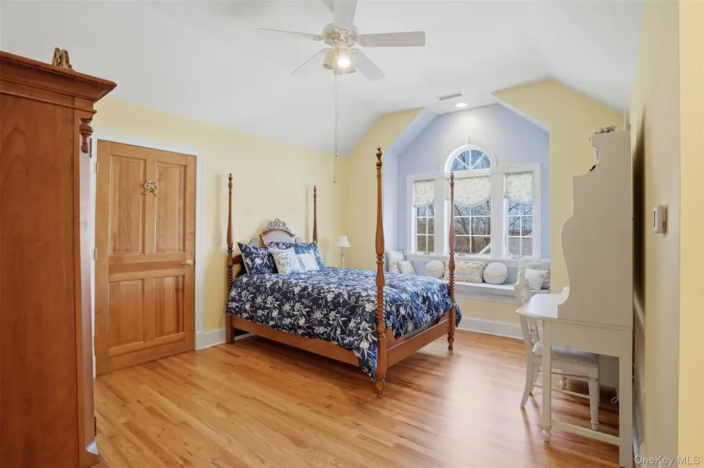 17 Forrest Way Poughkeepsie NY 12603