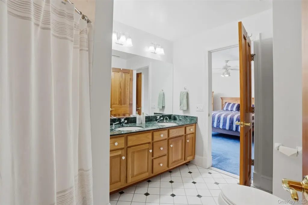 17 Forrest Way Poughkeepsie NY 12603