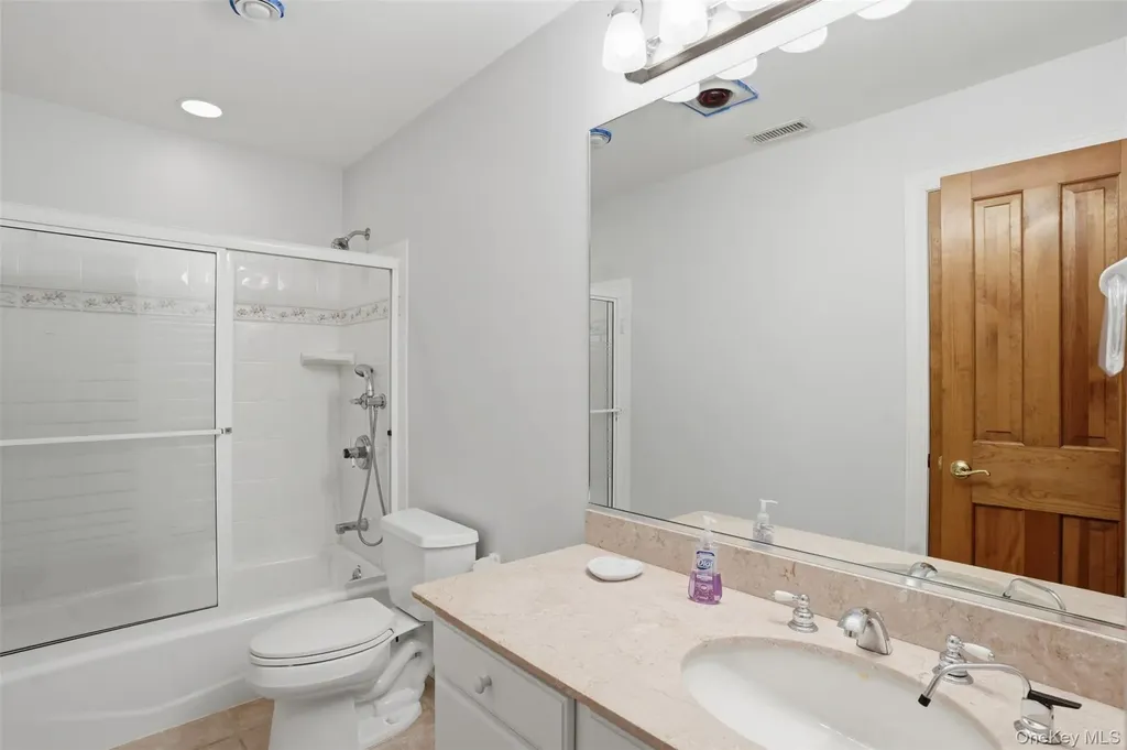 17 Forrest Way Poughkeepsie NY 12603