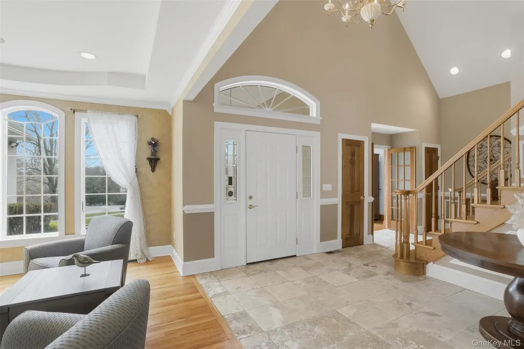 17 Forrest Way Poughkeepsie NY 12603