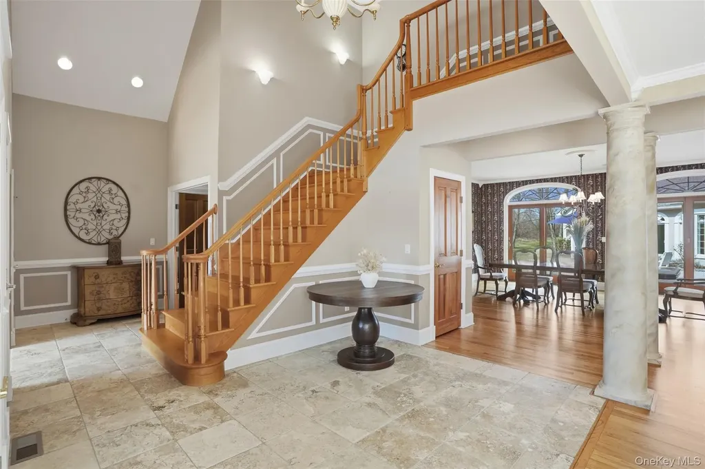 17 Forrest Way Poughkeepsie NY 12603