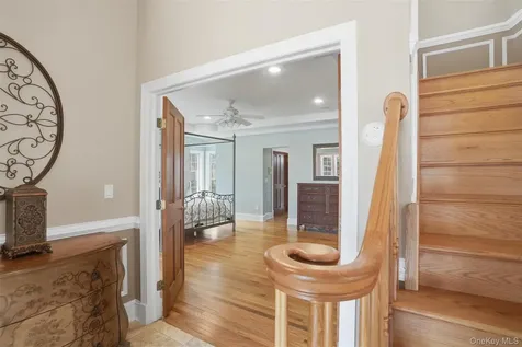 17 Forrest Way Poughkeepsie NY 12603