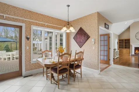 17 Forrest Way Poughkeepsie NY 12603
