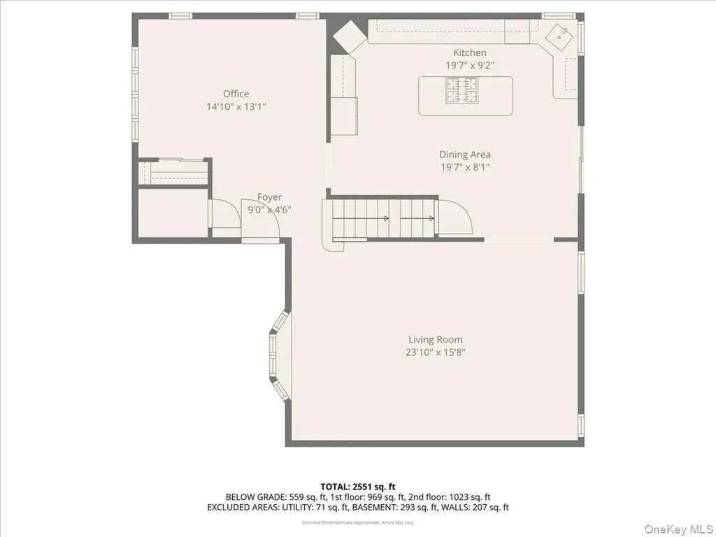 44 E End Avenue Hicksville NY 11801