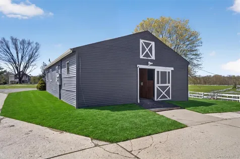 261 Bullville Road Montgomery NY 12549