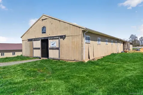 261 Bullville Road Montgomery NY 12549