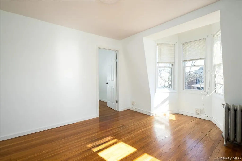 14811 10th Avenue Whitestone NY 11357