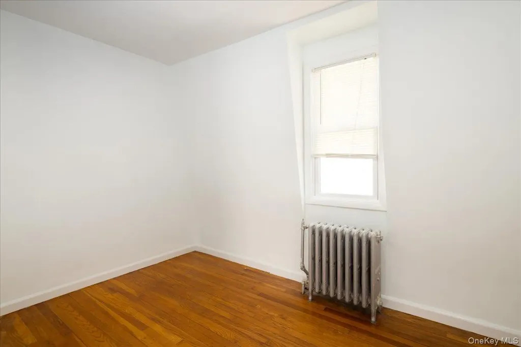 14811 10th Avenue Whitestone NY 11357