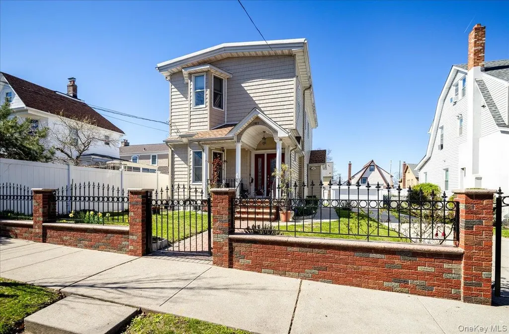 14811 10th Avenue Whitestone NY 11357
