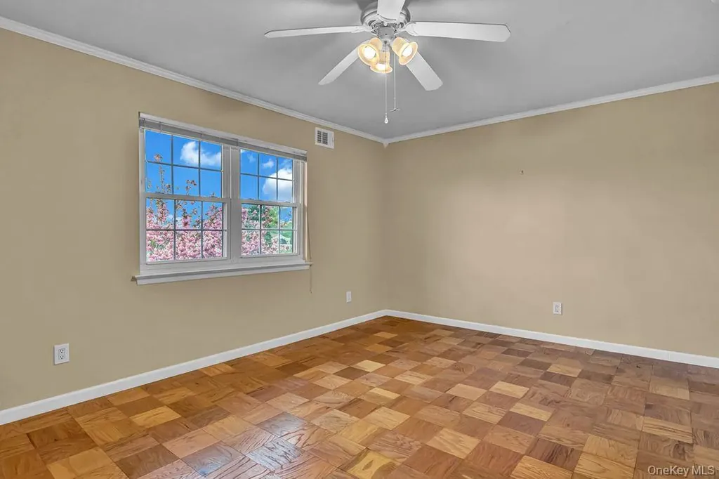 311 Mariners Way Copiague NY 11726