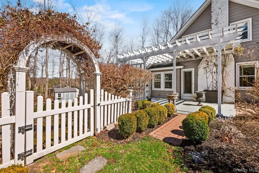 76 Smith Hill Road Monsey NY 10952
