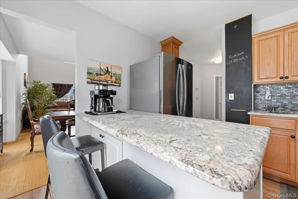 10 Casey Lane Middle Island NY 11953