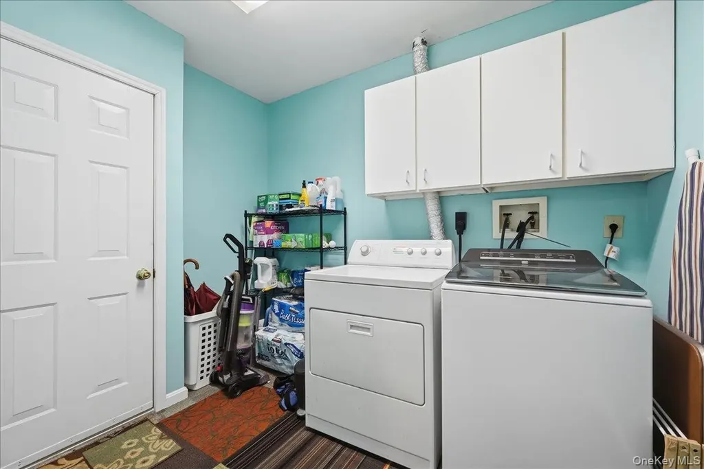 10 Casey Lane Middle Island NY 11953