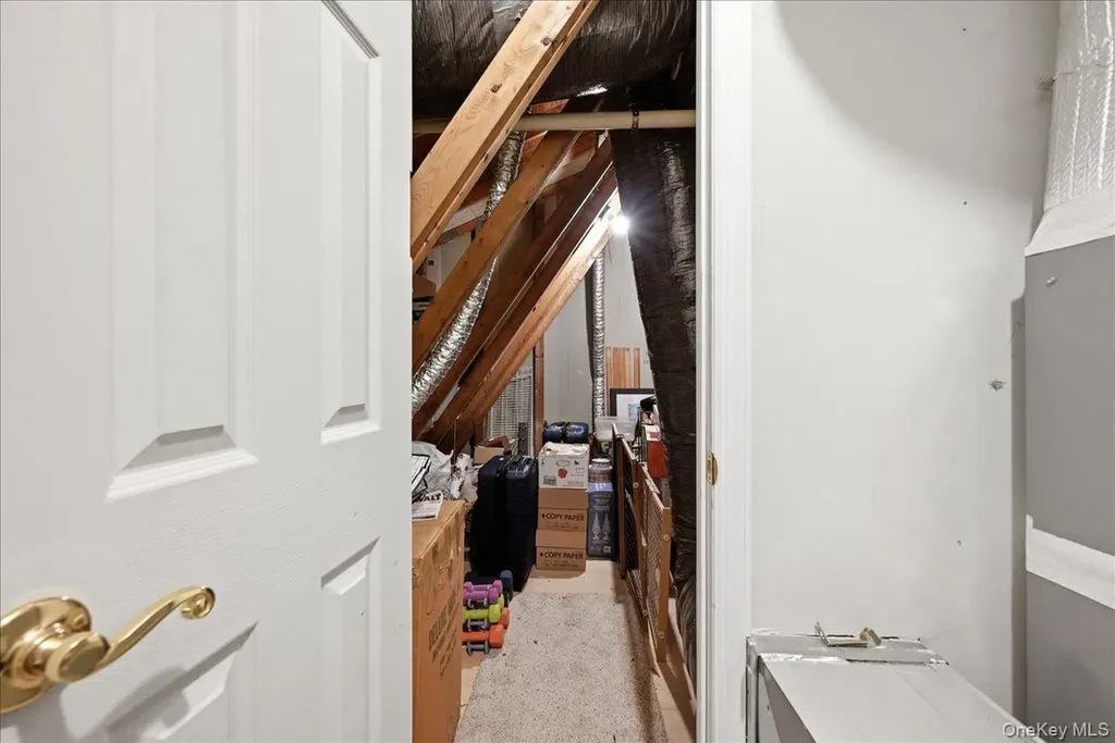 10 Casey Lane Middle Island NY 11953
