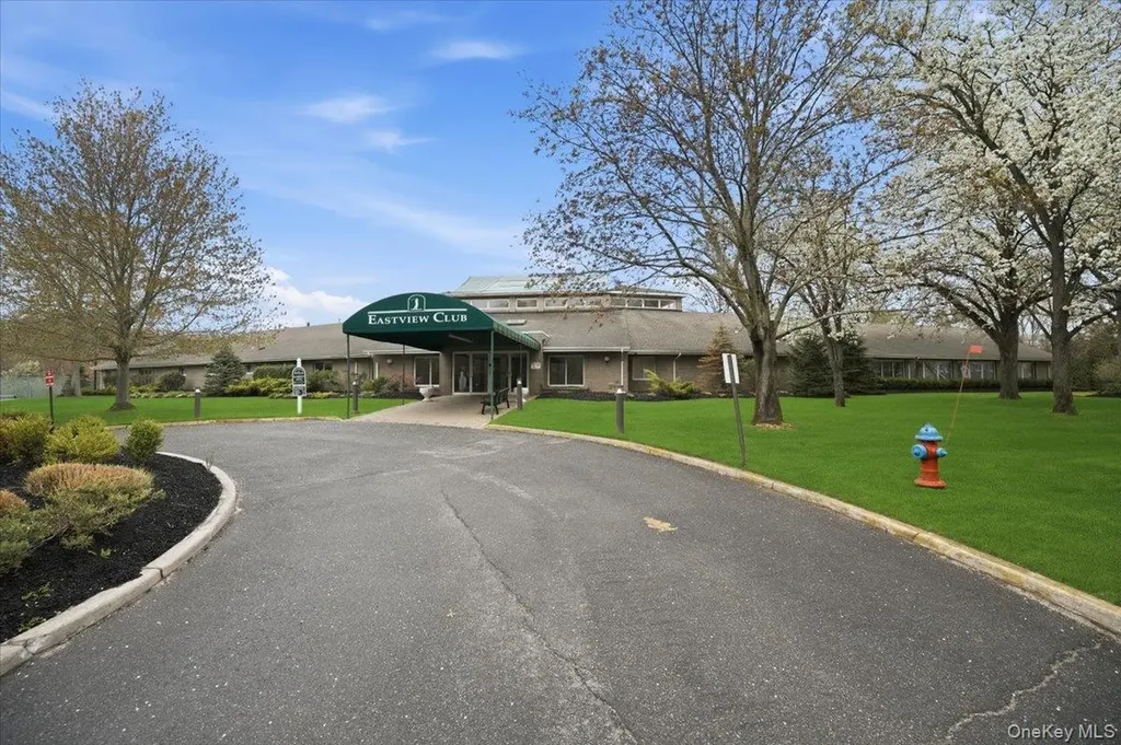 10 Casey Lane Middle Island NY 11953