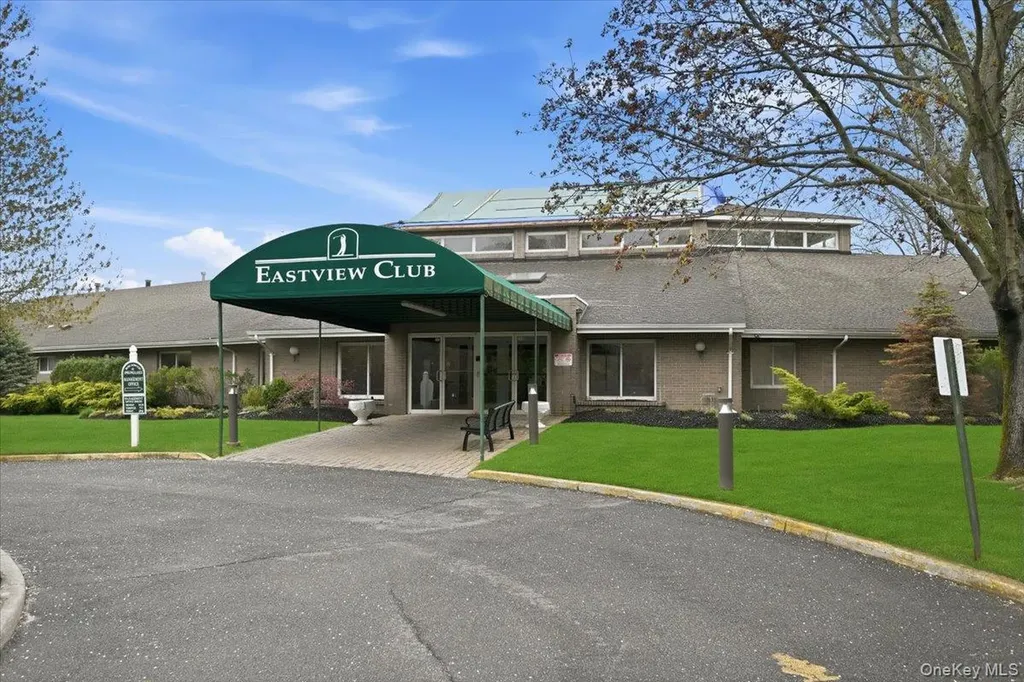 10 Casey Lane Middle Island NY 11953