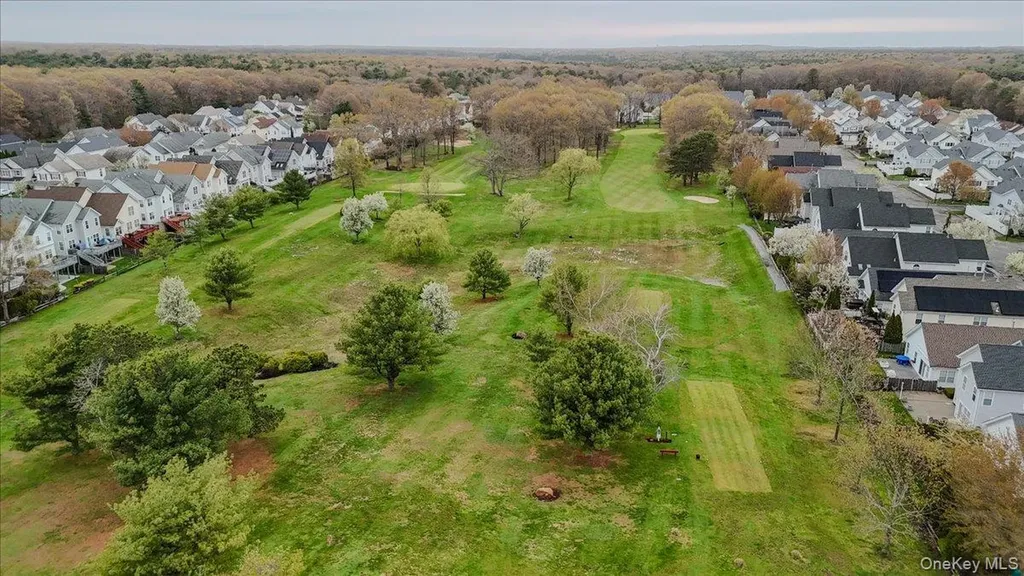 10 Casey Lane Middle Island NY 11953