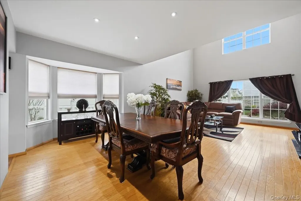 10 Casey Lane Middle Island NY 11953