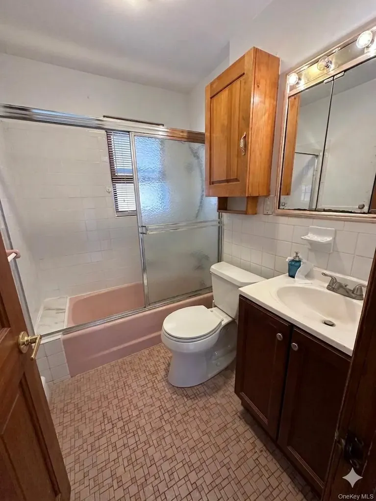 46-28 162nd Street Fresh Meadows NY 11358