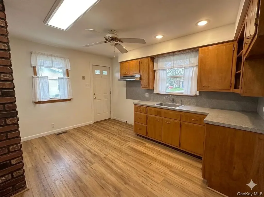 46-28 162nd Street Fresh Meadows NY 11358
