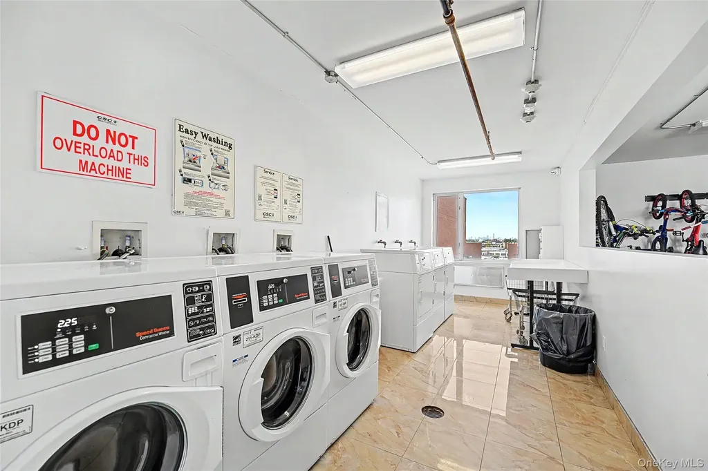 13621 Latimer Place Flushing NY 11354