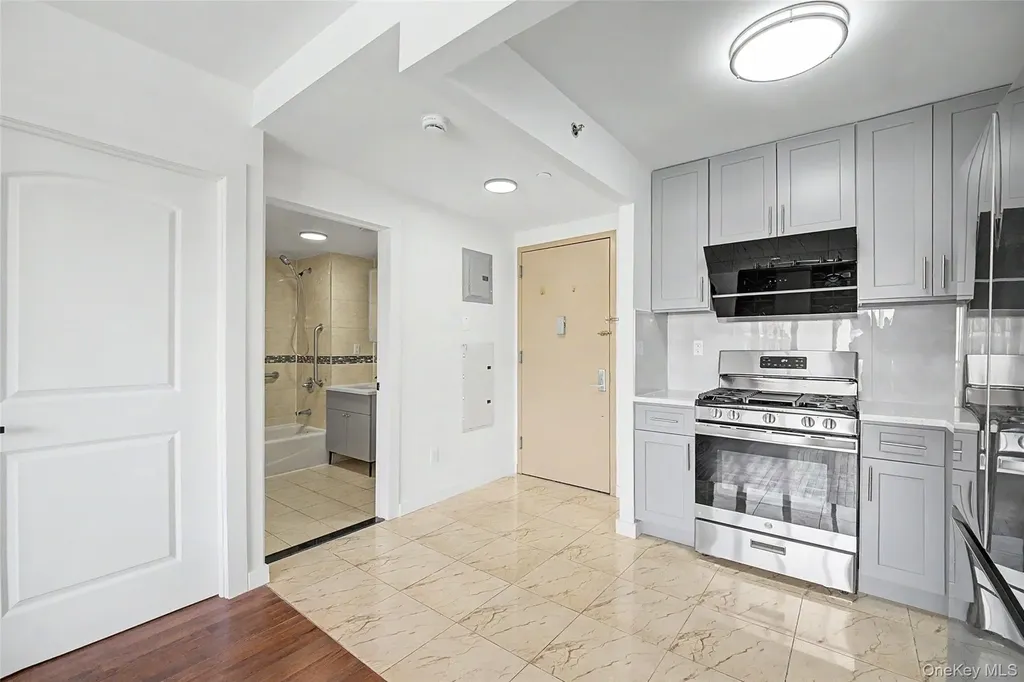 13621 Latimer Place Flushing NY 11354