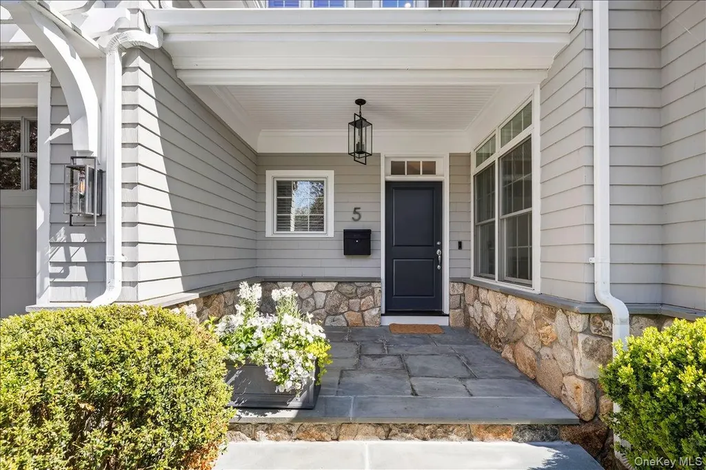 5 Rockridge Road Rye NY 10580