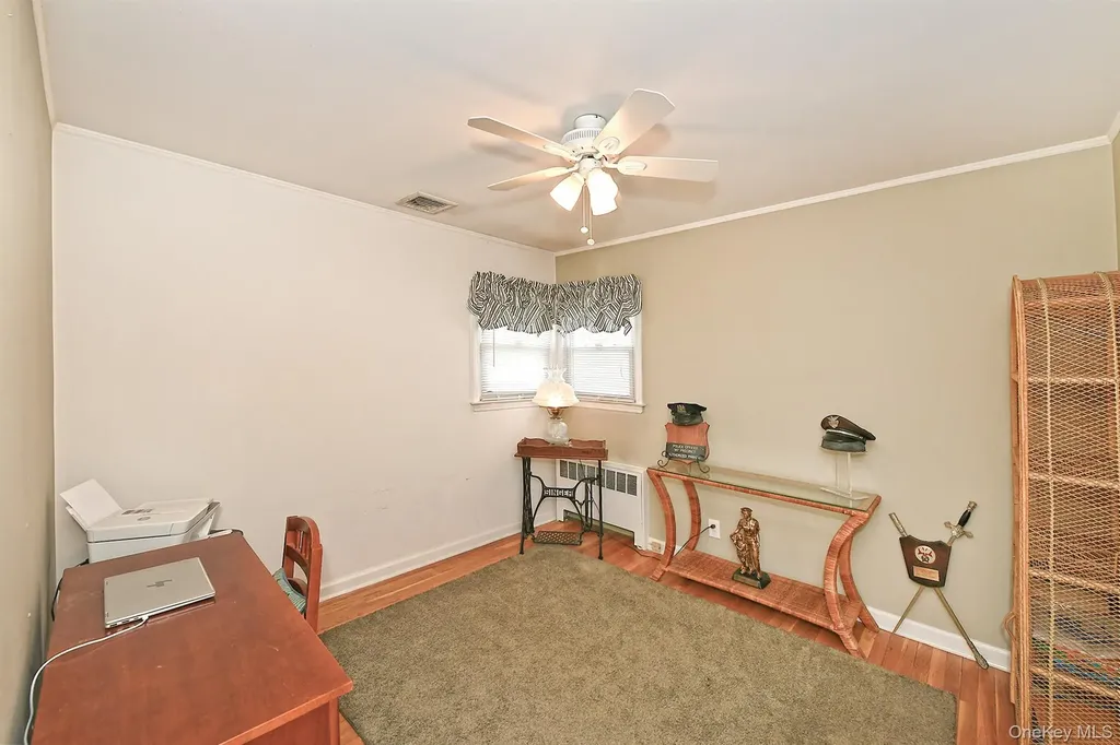2 Keats Place Greenlawn NY 11740