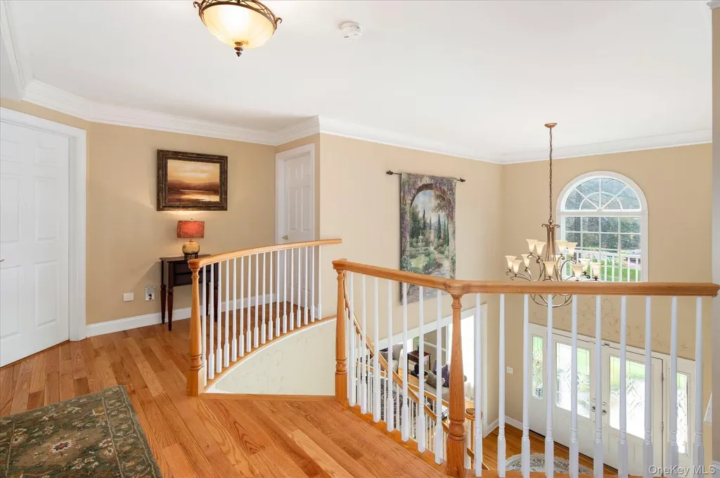 15 Hallocks Run Somers NY 10589